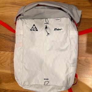 Nike ACG aysen White and Red trail Backpack brand new